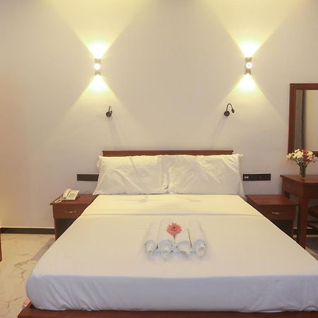 Sheron Resort Unawatuna Exteriör bild