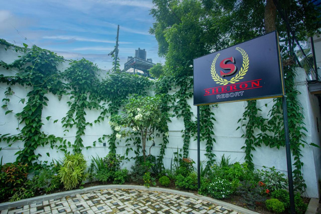 Sheron Resort Unawatuna Exteriör bild
