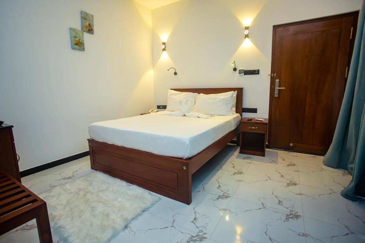 Sheron Resort Unawatuna Exteriör bild